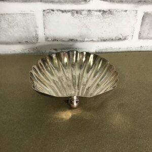 Antique Small Scallop Seashell Shaped Silver Trinket Bowl 4” X 4” Inches - B422